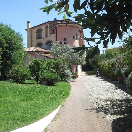 Locanda Tipica Sa Corte Oliena Exterior photo
